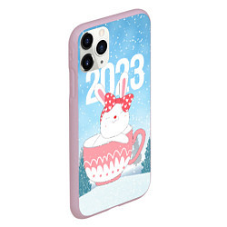 Чехол iPhone 11 Pro матовый Новый год зайчик в кружке, цвет: 3D-розовый — фото 2