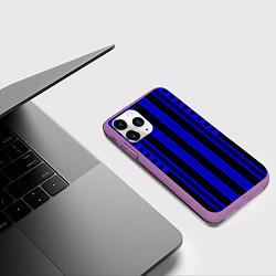Чехол iPhone 11 Pro матовый Черно синий полосатый узор, цвет: 3D-фиолетовый — фото 2