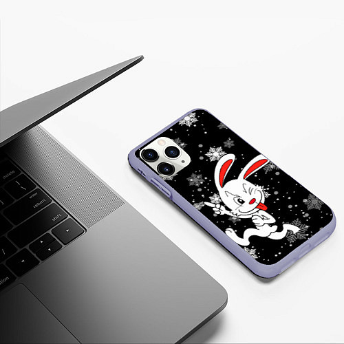 Чехол iPhone 11 Pro матовый Подмигивающий кролик в снежинках / 3D-Светло-сиреневый – фото 3