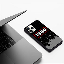 Чехол iPhone 11 Pro матовый 1980 - в красной рамке на темном, цвет: 3D-черный — фото 2