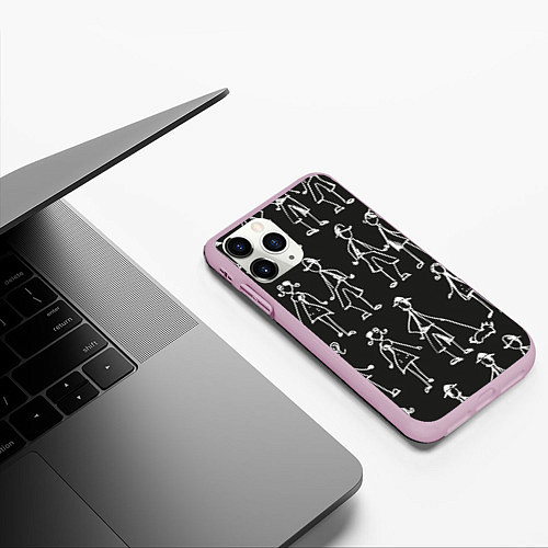Чехол iPhone 11 Pro матовый Черно-белые люди / 3D-Розовый – фото 3