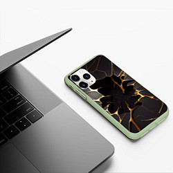 Чехол iPhone 11 Pro матовый Трещины в пропасть: черно-золотой узор, цвет: 3D-салатовый — фото 2