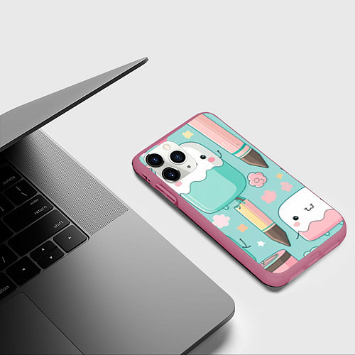 Чехол iPhone 11 Pro матовый Милые предметы с лицами / 3D-Малиновый – фото 3