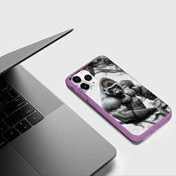 Чехол iPhone 11 Pro матовый Накаченная горилла, цвет: 3D-фиолетовый — фото 2