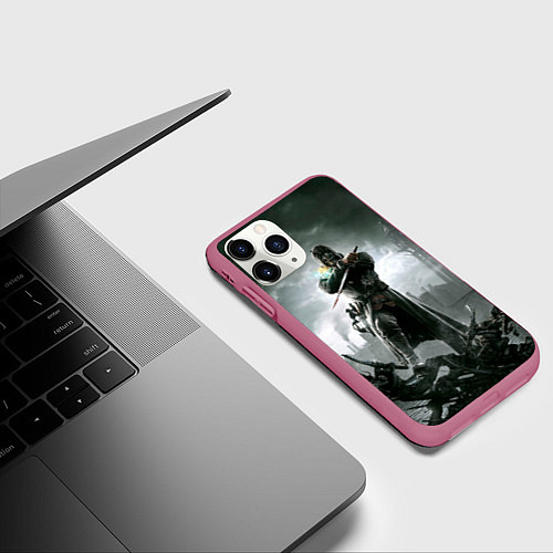 Чехол iPhone 11 Pro матовый Dishonored steampunk / 3D-Малиновый – фото 3