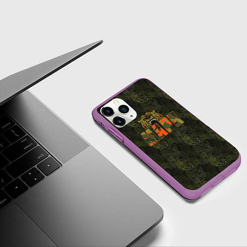 Чехол iPhone 11 Pro матовый Марк камуфляж / 3D-Фиолетовый – фото 3