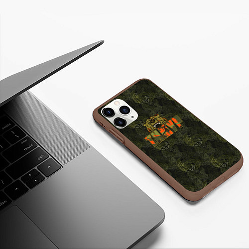 Чехол iPhone 11 Pro матовый Тимур камуфляж / 3D-Коричневый – фото 3