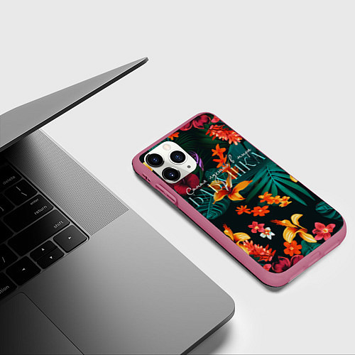 Чехол iPhone 11 Pro матовый Самая лучшая бабушка в мире - тропические цветы / 3D-Малиновый – фото 3