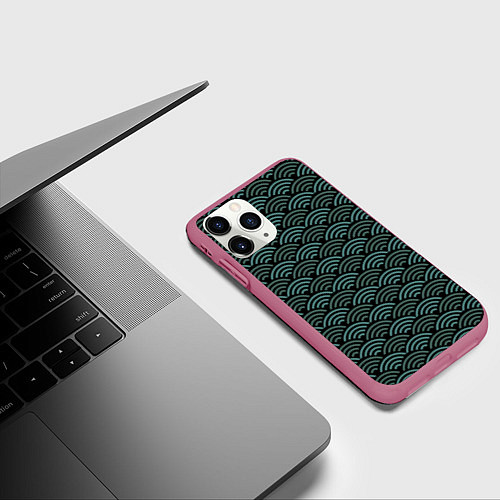 Чехол iPhone 11 Pro матовый Японский бирюзовый паттерн / 3D-Малиновый – фото 3