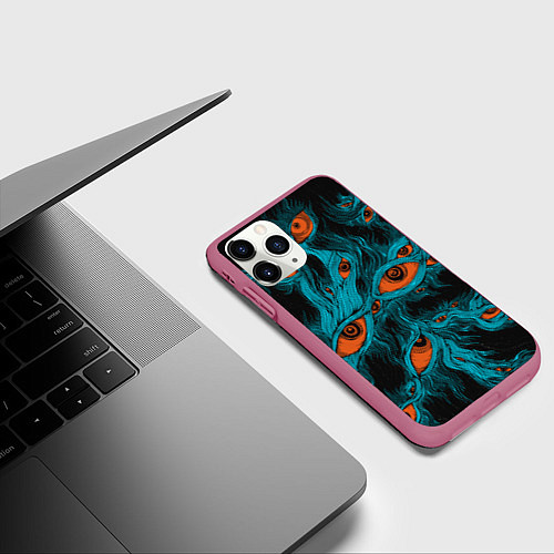 Чехол iPhone 11 Pro матовый Винтажные глаза пиксельные / 3D-Малиновый – фото 3