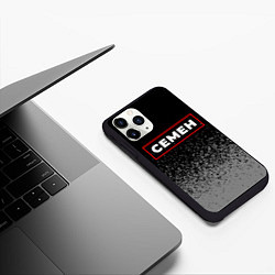 Чехол iPhone 11 Pro матовый Семен - в рамке красного цвета, цвет: 3D-черный — фото 2