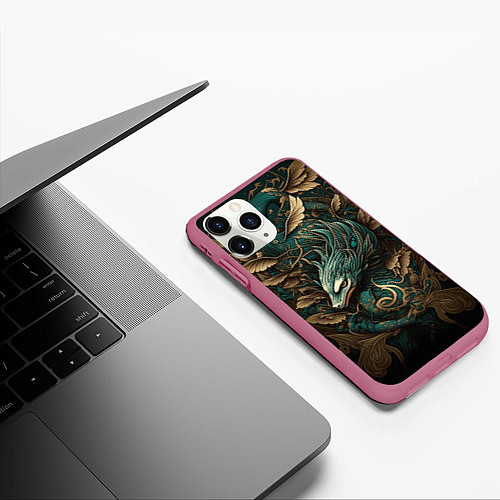Чехол iPhone 11 Pro матовый Изумрудный Дракон Irezumi / 3D-Малиновый – фото 3