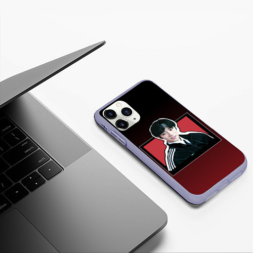 Чехол iPhone 11 Pro матовый Бомгю и тень / 3D-Светло-сиреневый – фото 3