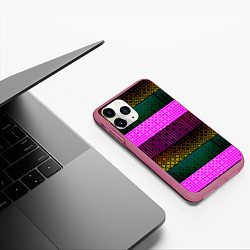 Чехол iPhone 11 Pro матовый Patterned stripes, цвет: 3D-малиновый — фото 2