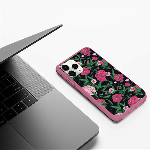 Чехол iPhone 11 Pro матовый Заросли розовых пионов / 3D-Малиновый – фото 3