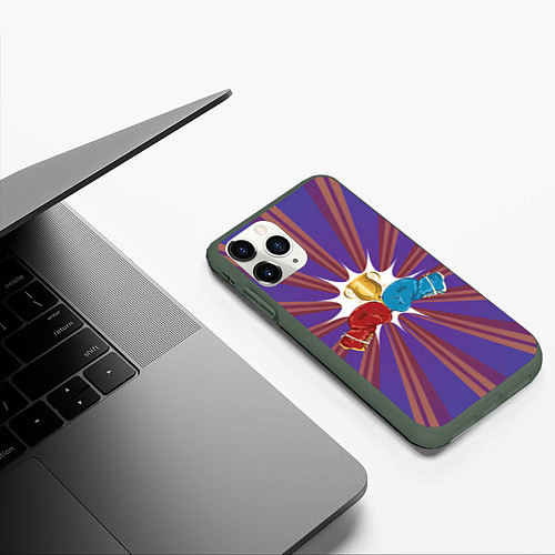 Чехол iPhone 11 Pro матовый Синяя и красная боксерские перчатки / 3D-Темно-зеленый – фото 3