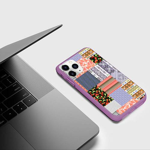 Чехол iPhone 11 Pro матовый Пэчворк из разноцветных лоскутов в оранжевых и сер / 3D-Фиолетовый – фото 3