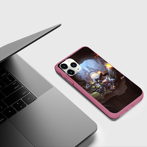 Чехол iPhone 11 Pro матовый Team Deep Rock Galactic / 3D-Малиновый – фото 3