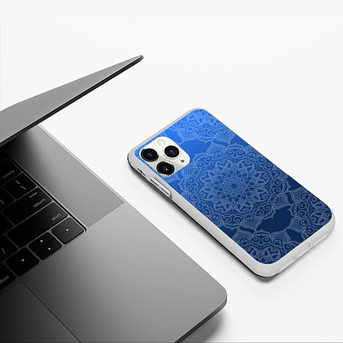 Чехол iPhone 11 Pro матовый Мандала на градиенте синего цвета / 3D-Белый – фото 3