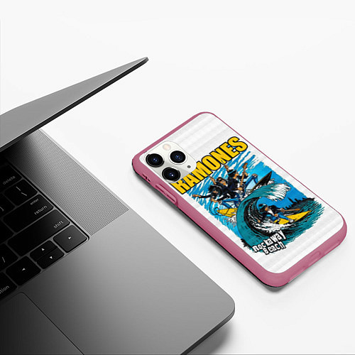 Чехол iPhone 11 Pro матовый Ramones rock away beach / 3D-Малиновый – фото 3