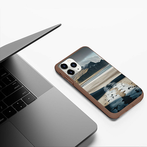Чехол iPhone 11 Pro матовый Дорога на черный пляж Исландии / 3D-Коричневый – фото 3