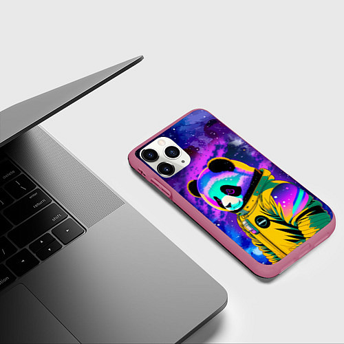 Чехол iPhone 11 Pro матовый Панда-космонавт в космосе - неон / 3D-Малиновый – фото 3