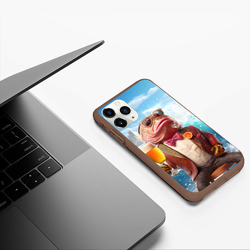 Чехол iPhone 11 Pro матовый Мистер карп с пивом / 3D-Коричневый – фото 3