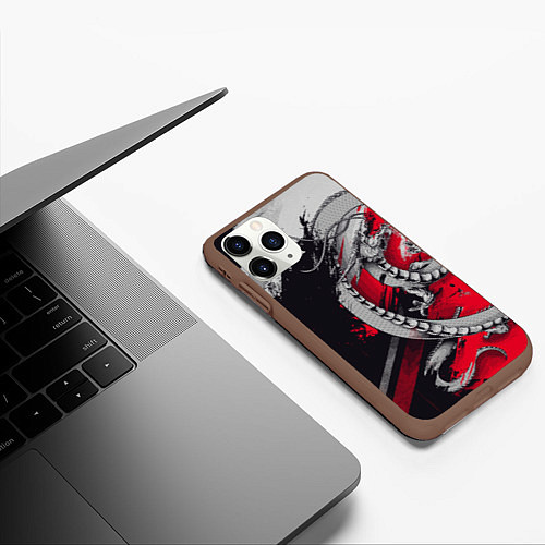 Чехол iPhone 11 Pro матовый Dragon - Japan style / 3D-Коричневый – фото 3