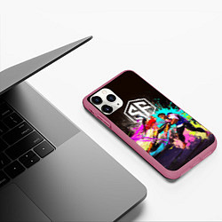 Чехол iPhone 11 Pro матовый Street Fighter game, цвет: 3D-малиновый — фото 2