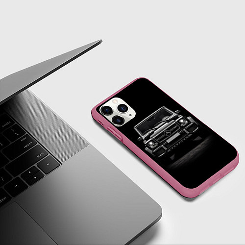 Чехол iPhone 11 Pro матовый Чёрный Гелендваген / 3D-Малиновый – фото 3
