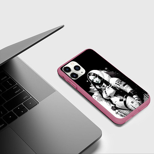 Чехол iPhone 11 Pro матовый Красивая девчонка - космонавт Nasa / 3D-Малиновый – фото 3