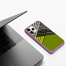 Чехол iPhone 11 Pro матовый Косые черно-белые полосы на оливковом фоне, цвет: 3D-фиолетовый — фото 2