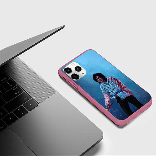 Чехол iPhone 11 Pro матовый Хёнджин на концерте - Stray Kids / 3D-Малиновый – фото 3