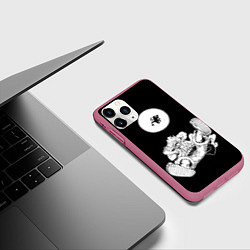 Чехол iPhone 11 Pro матовый Луффи и гир 5 на луне, цвет: 3D-малиновый — фото 2