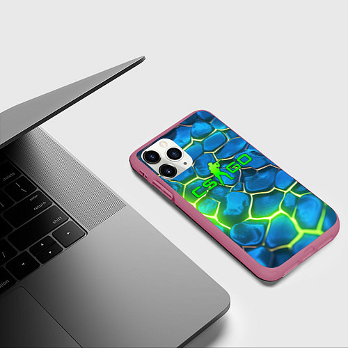 Чехол iPhone 11 Pro матовый CSGO green blue neon / 3D-Малиновый – фото 3