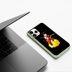 Чехол iPhone 11 Pro матовый Гоку на облаке, цвет: 3D-салатовый — фото 2