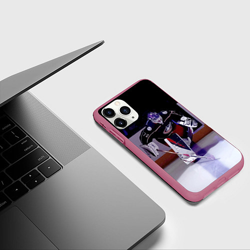 Чехол iPhone 11 Pro матовый Sergey Bobrovsky - goalkeeper - Columbus blue jack / 3D-Малиновый – фото 3