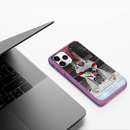 Чехол iPhone 11 Pro матовый Sergey Bobrovsky - Florida panthers - hockey / 3D-Фиолетовый – фото 3