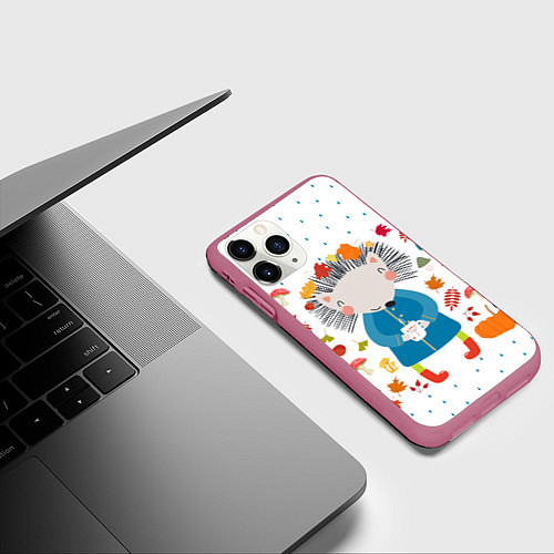 Чехол iPhone 11 Pro матовый Милый ежик в осенних листьях / 3D-Малиновый – фото 3