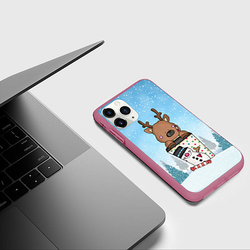 Чехол iPhone 11 Pro матовый Олененок в кружке / 3D-Малиновый – фото 3