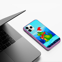 Чехол iPhone 11 Pro матовый Дракон с подарком новый год, цвет: 3D-фиолетовый — фото 2
