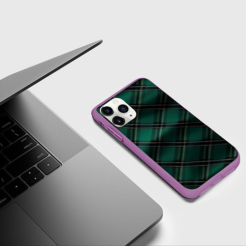 Чехол iPhone 11 Pro матовый Тёмно-зелёная диагональная шотландская клетка / 3D-Фиолетовый – фото 3