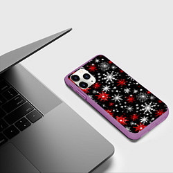Чехол iPhone 11 Pro матовый Белые и красные снежинки на черном фоне - нейросет, цвет: 3D-фиолетовый — фото 2
