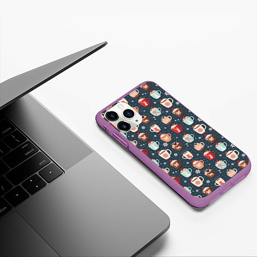 Чехол iPhone 11 Pro матовый Кружки какао - зимний новогодний паттерн / 3D-Фиолетовый – фото 3