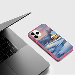 Чехол iPhone 11 Pro матовый Зимний домик и речка, цвет: 3D-малиновый — фото 2