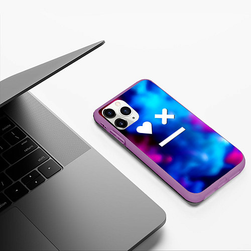 Чехол iPhone 11 Pro матовый Love death and robots serial gradient / 3D-Фиолетовый – фото 3