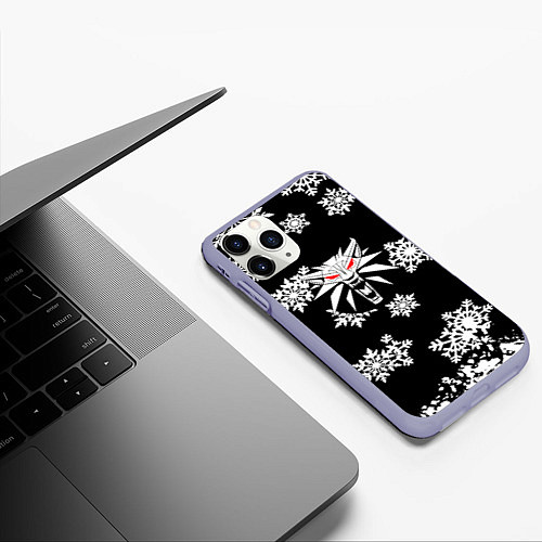 Чехол iPhone 11 Pro матовый Ведьмак зимняя охота / 3D-Светло-сиреневый – фото 3