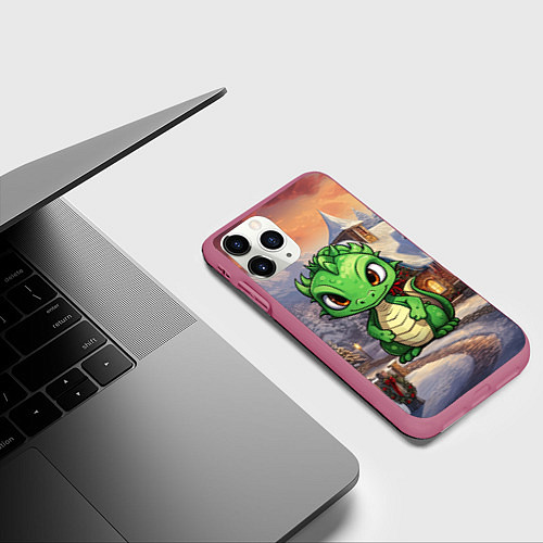 Чехол iPhone 11 Pro матовый Дракон и новогодний город / 3D-Малиновый – фото 3