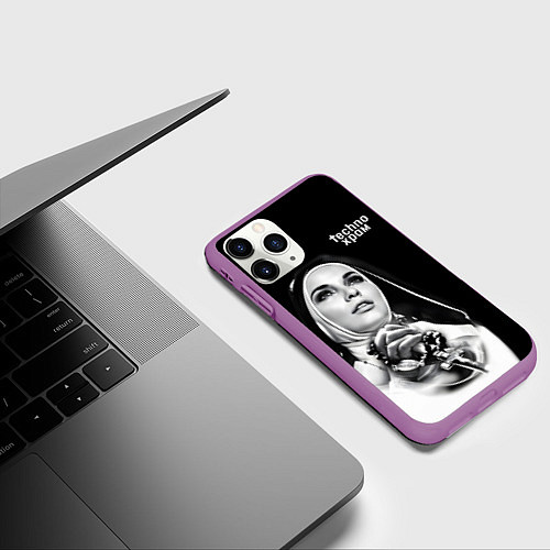 Чехол iPhone 11 Pro матовый Techno храм монашка в молитве / 3D-Фиолетовый – фото 3