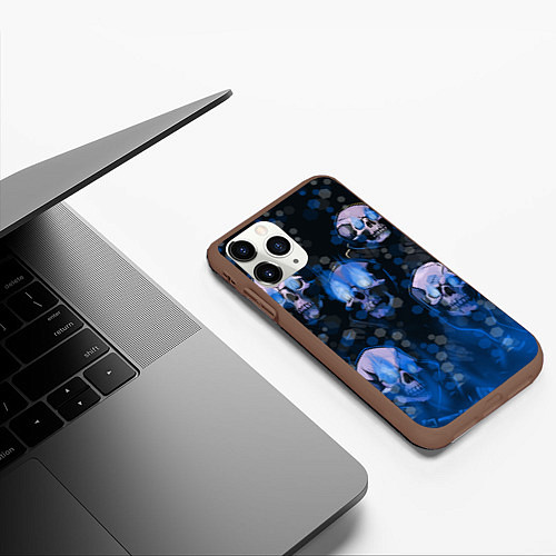 Чехол iPhone 11 Pro матовый Синие черепа на чёрном фоне / 3D-Коричневый – фото 3